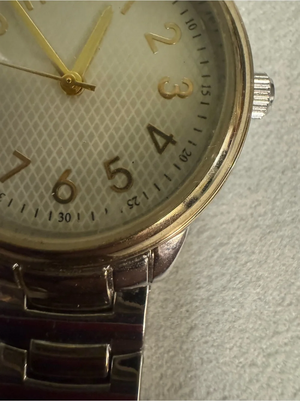 Classic Unisex Silver-Tone Link Watch New Battery